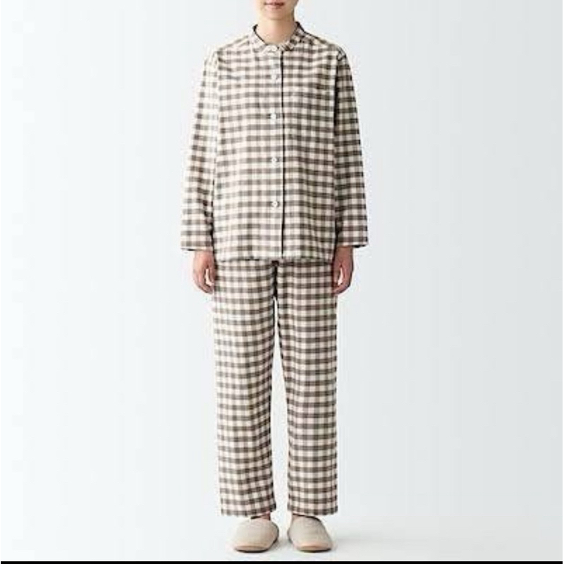 MUJI ชุดนอนแท้ เนื้อผ้าฝ้าย 2ชั้น ไร้ตะเข็บ ไร้ป้ายช่วงคอ ผ้านิ่ม ระบายอากาศดี