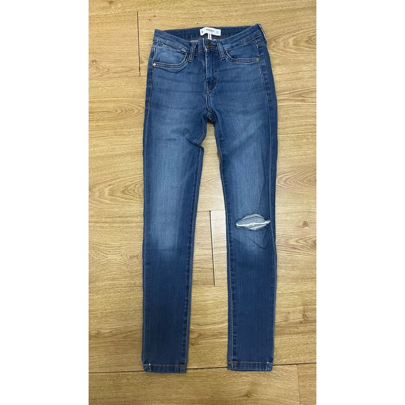 L08 - กางเกงยีนส์ขายาว MANGO ส่งต่อ