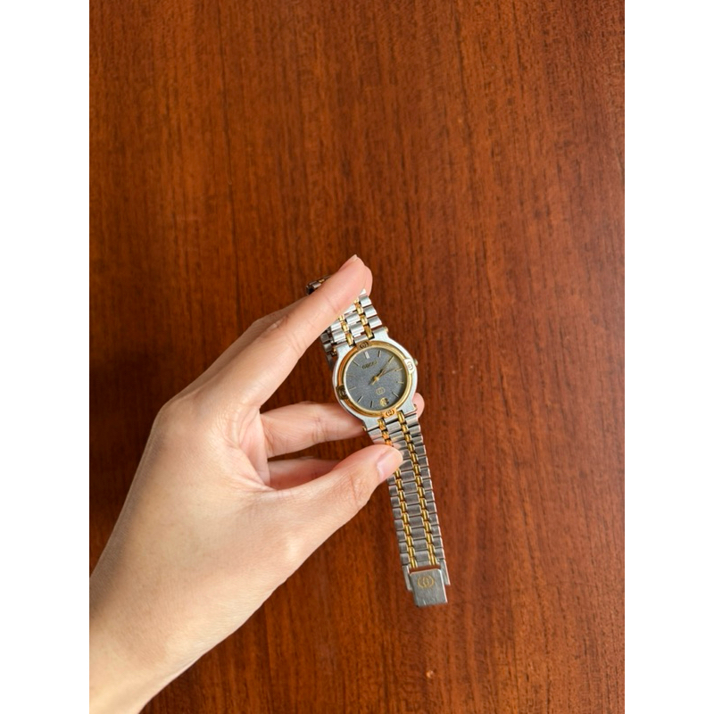 Vintage Gucci 9000M Man
