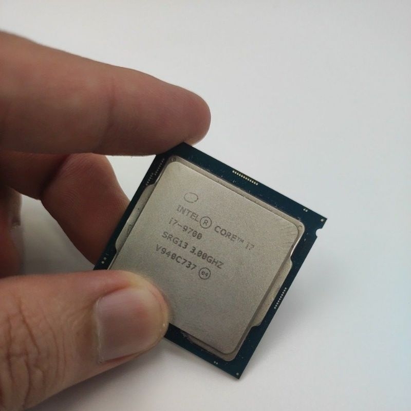 intel I7 9700 3.0Ghz มือสอง