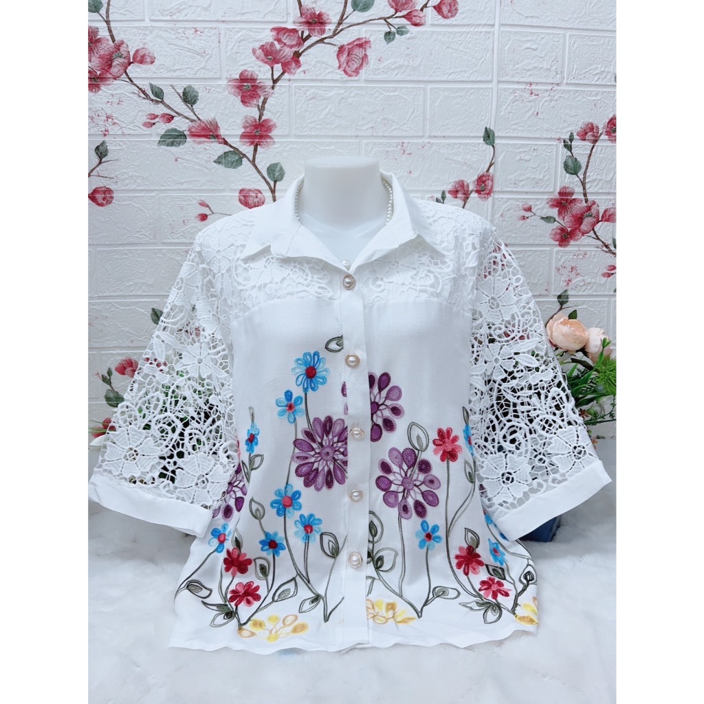 เสื้อลูกไม้คอปกเซ็ตขาวเนื้อผ้าดีผ้าลินินผสมผ้าฝ้าย รอบอก 42-46-52 ใส่ได้ 38-40-42-44-48-50