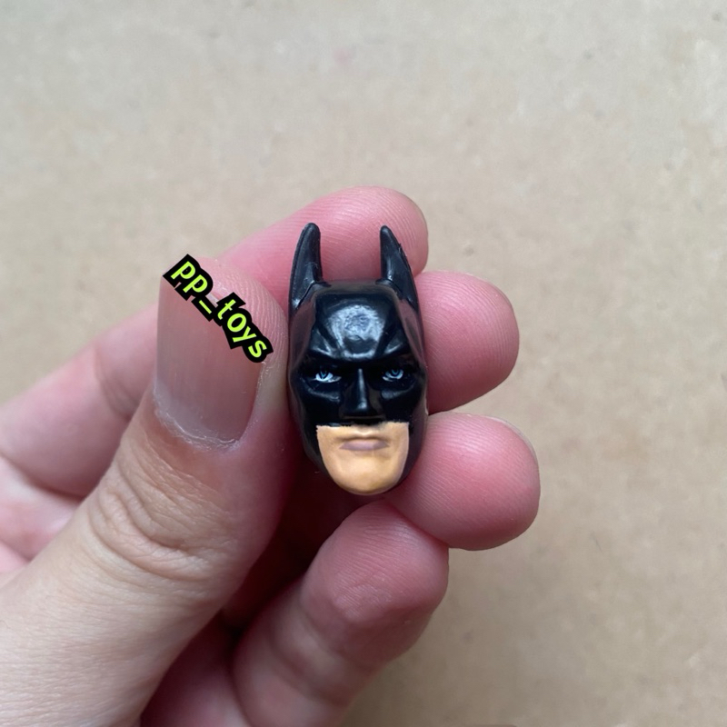 Batman the dark knight head sculpt 1:12