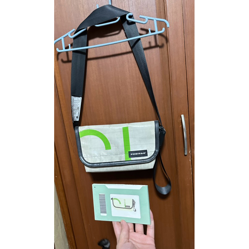 FREITAG F41 HAWAII FIVE-O