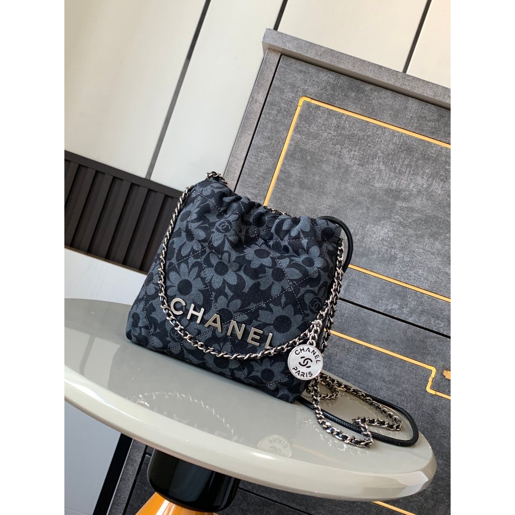 New Chanel25 mini bag VIP