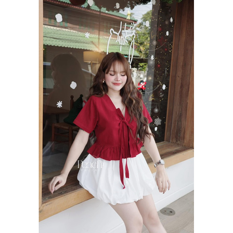 คริสต์มาส 9 เสื้อผูกหน้าคริสต์มาสสีแดง