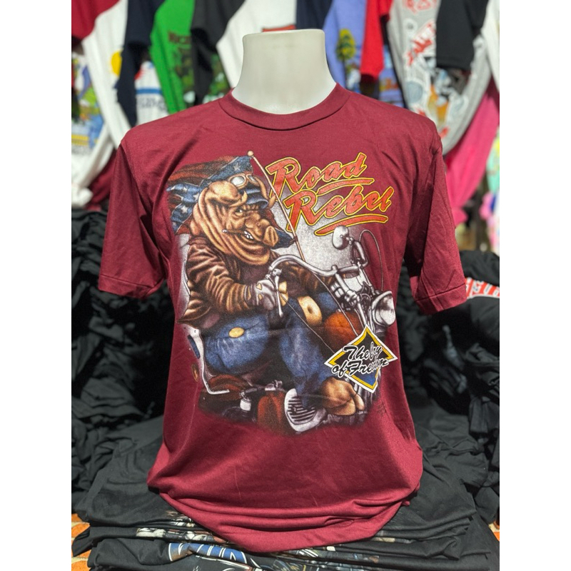 3d ผ้าบางสีเลือดหมู สกรีนลายหน้าหลัง  ไม่มีตะเข็บข้าง ผ้านิ่ม ใส่สบาย ใส่ได้ทั้งหญิงชาย