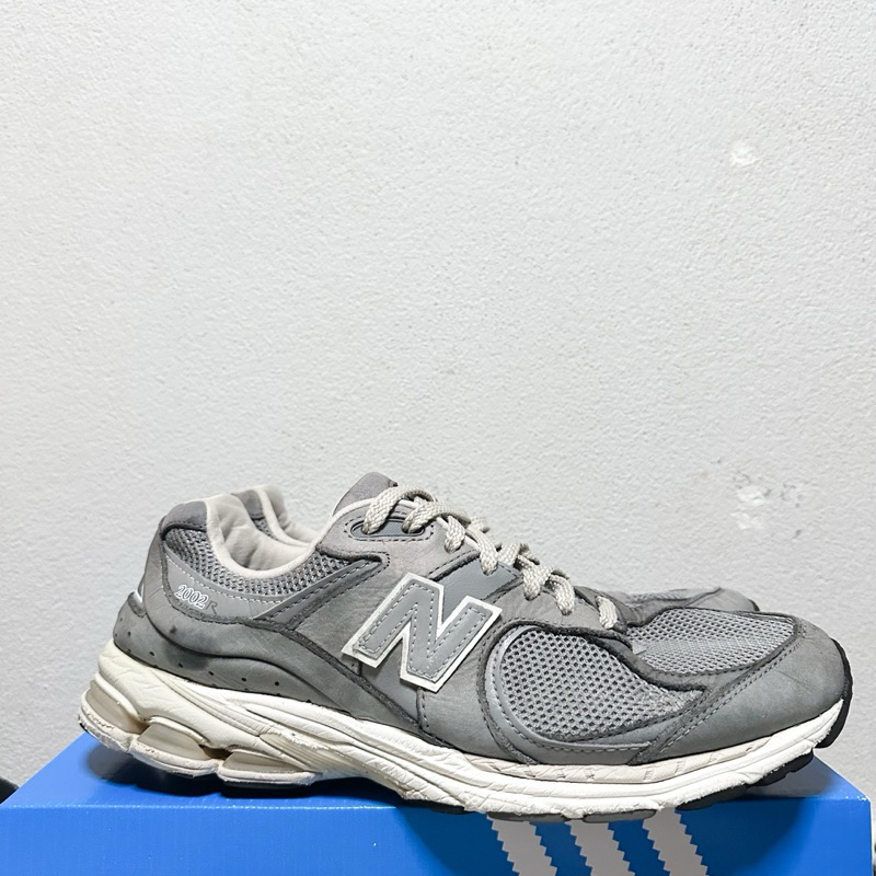 New balance2002R 43/27.5 มือสอง