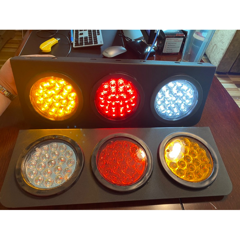 ไฟท้ายติดรถ ไฟท้าย 3 ตอน แป้นดำ มีระบบไฟ 12v และ 24v (ราคาต่อคู่) - รูปที่ 5