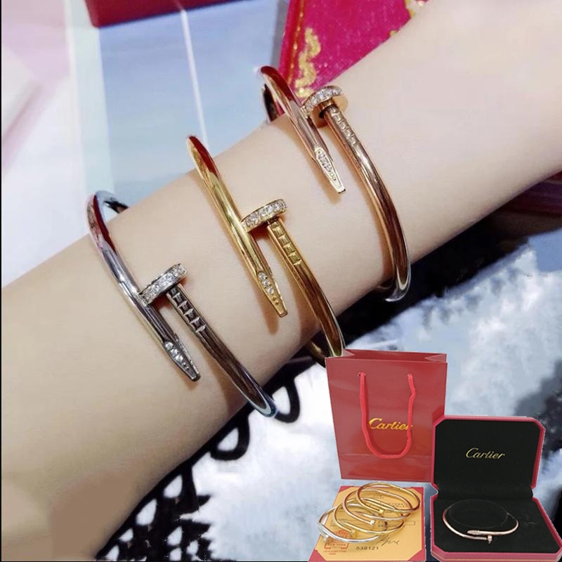 ไม่ลอก ไม่ดำ📍สแตนเลสแท้ กำไล ทรงตะปู มีกล่อง