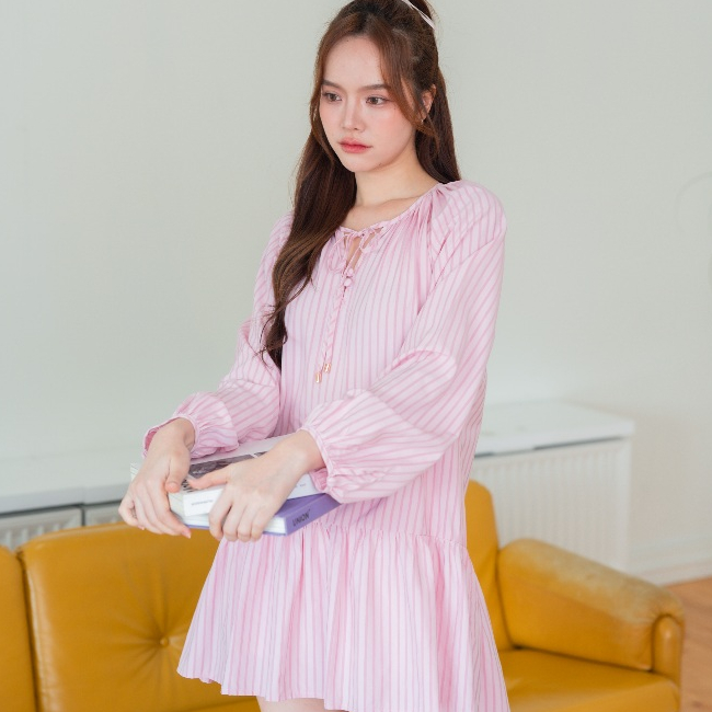 Theblancpale: Barry mini dress น่ารักมากผ้าใส่สบาย