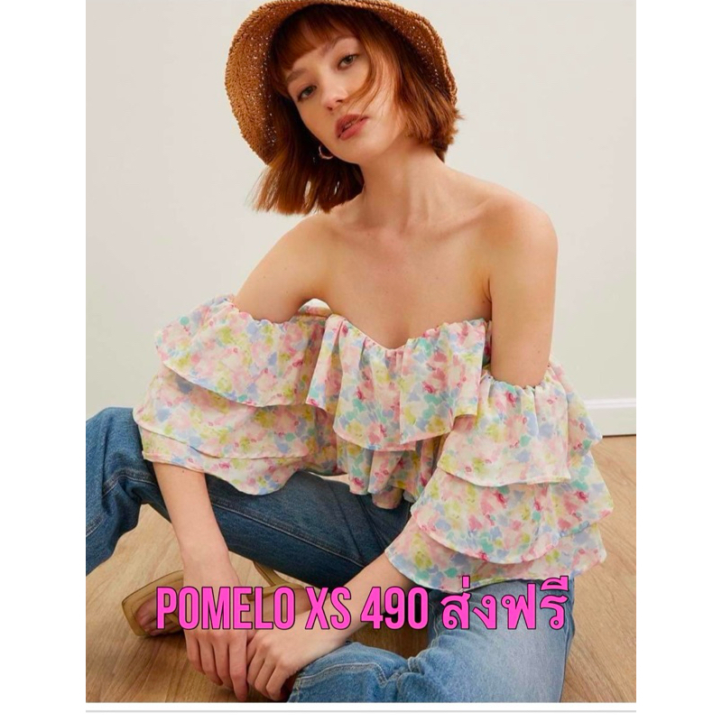 เสื้อเปิดไหล่pomelo.