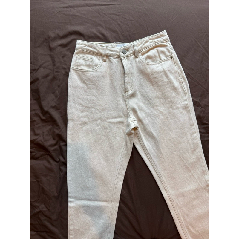 ส่งต่อกางเกง urban revivo DENIM