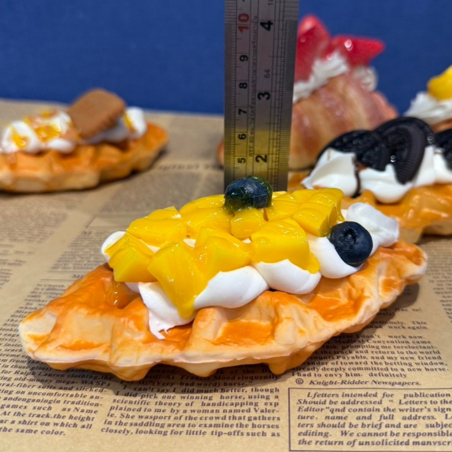 โมเดล ครัวซอง วาฟเฟิลปลอม Waffle Mock up สำหรับถ่ายรูปเป็นพร๊อพ มีกลิ่นหอม ราคา ถูกที่สุด ดีลบีเคเค แกลเลอรีภาพที่ 3
