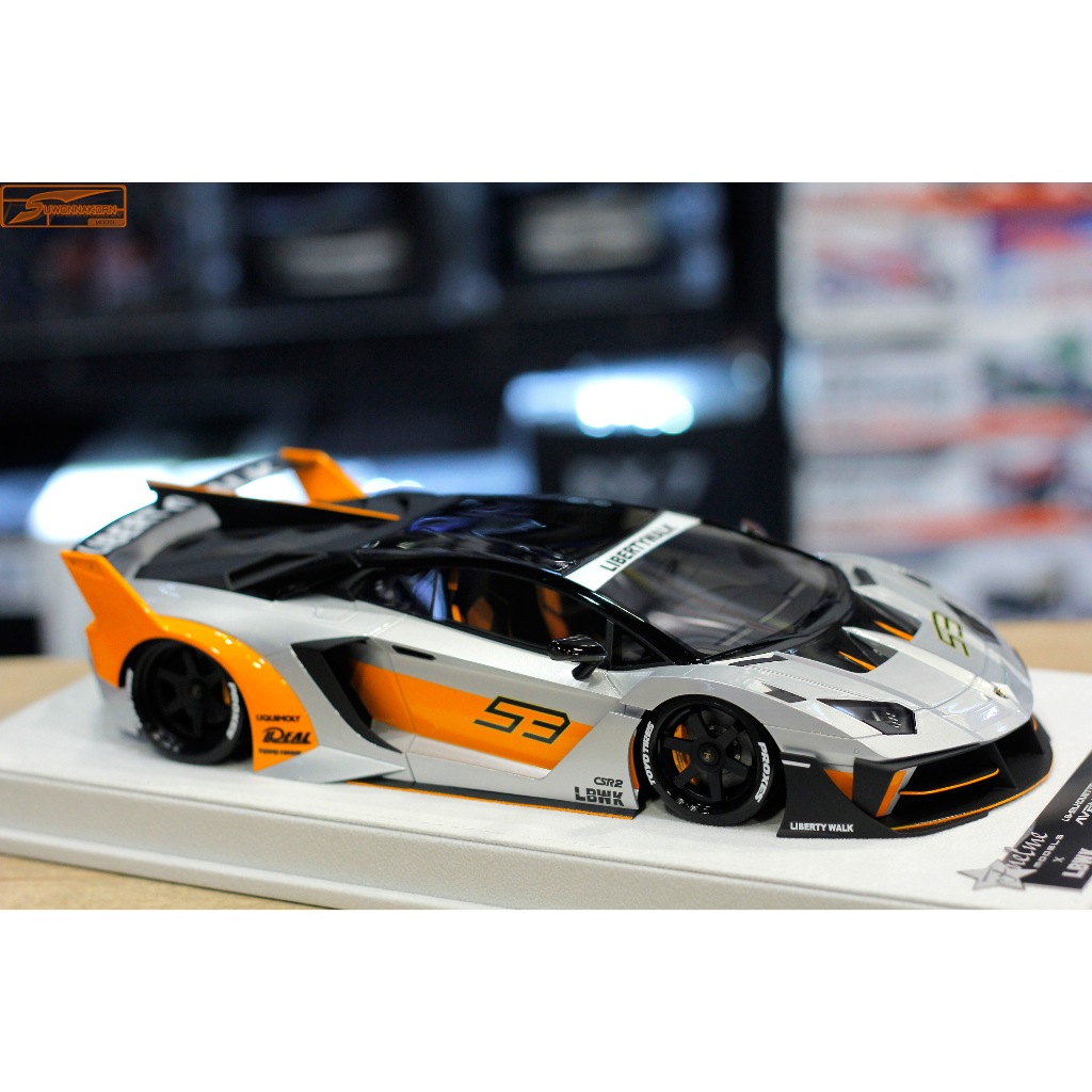 FuelMe 1/18 LB-Silhouette Aventador Pearl Silver/Orange