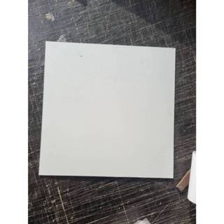 แผ่นอะลูมิเนียม คอมโพสิตหนา2มิลขนาด20x20ซื้อ 1 แถม 1