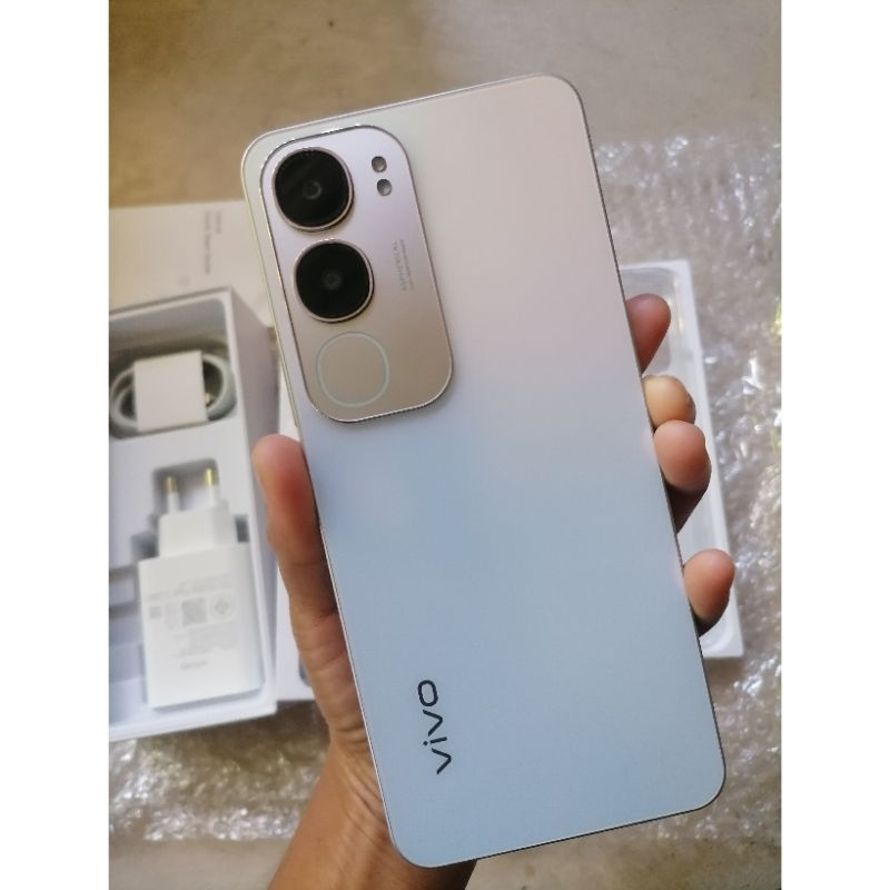 vivo​ y19s​ มือสองไม่มีตำหนิ​ สภาพใหม่​ 100%