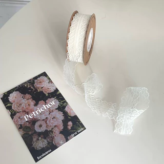 Blue Elephant ริบบิ้นลูกไม้ Lace Ribbon สีขาวครีม กว้าง3cm ยาว45เมตร ม้วนใหญ่ยาว ใช้ได้นาน