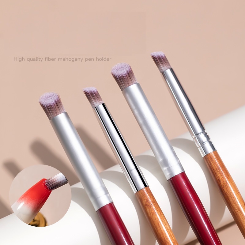 พู่กันไล่สี พู่กันแต้มสีด้ามไม้ (หัวกลมเฉี่ยง)ไว้สำหรับไล่เฉดสีให้ดูสวยงาม อุปกรณ์ทำเล็บ