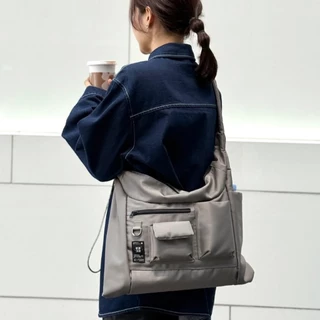 พร้อมส่ง[แถมพวงกุญแจจากทางร้าน]กระเป๋า Drop Bag - Korideer กระเป๋าสะพายข้าง ปรับขนาดเล็กใหญ่ได้