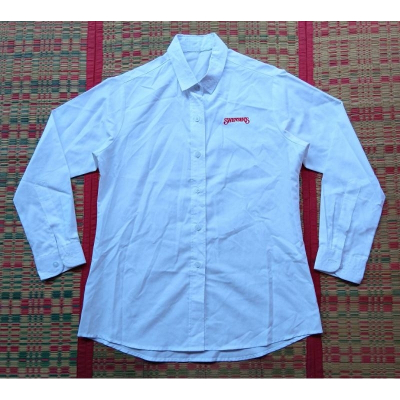 เสื้อเซอร์วิส Swensens