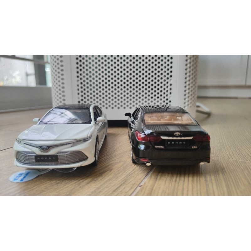 Toyota Camry โมเดลรถเหล็ก Toyota Camry scale 1:32