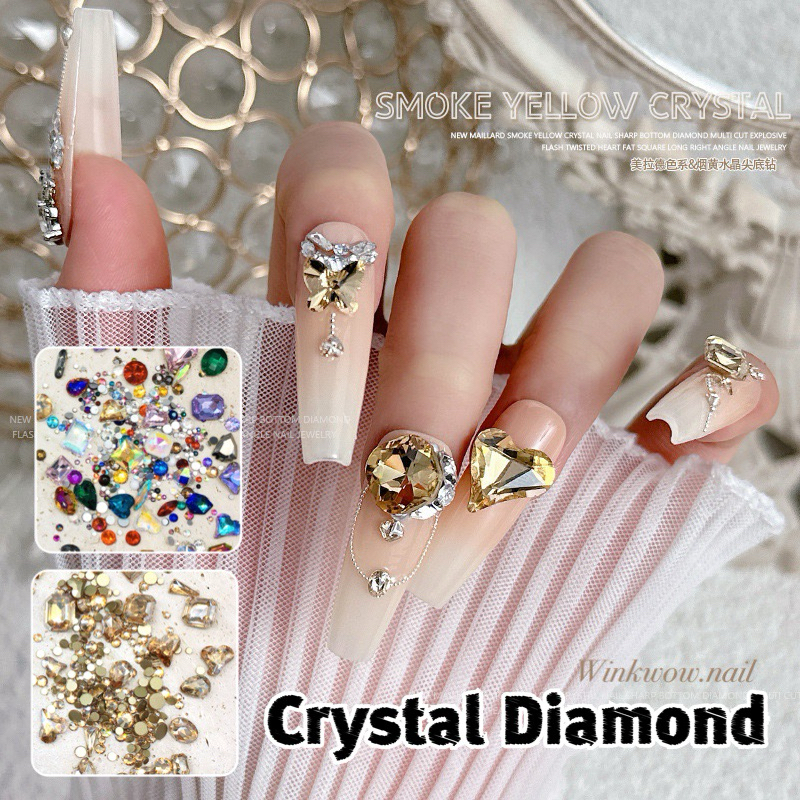 เพชรแต่งเล็บ เป็นเพชรรวมๆคละไซต์ สวยเงาเล่นแสงไฟ