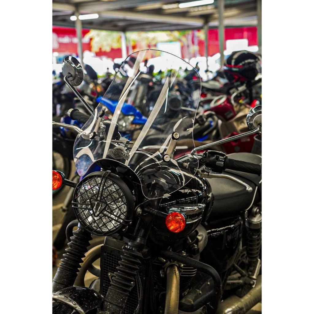 ชิวบังลมแบรนด์Oldman​ แท้100% ชิวทรงสูง​ ชิวรถทัวร์ริ่ง Triumph T100 T120 Street Twin Scrambler 400X thumbnail 3