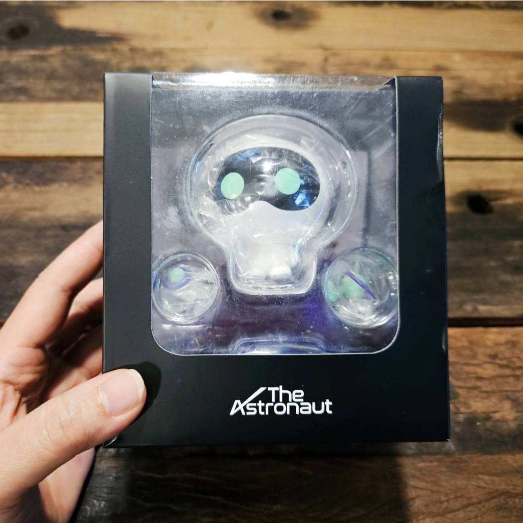 Jin BTS The Astronaut Wootteo Figure (สภาพมิอสอง)