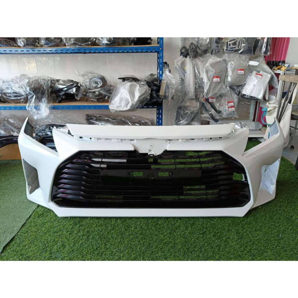 กันชนหน้าพร้อมช่องลมพร้อมใส่ Yaris ATIV 2023 รุ่น 4 ประตู