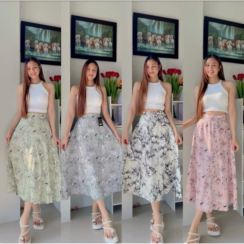 รหัสZ-80JQ กระโปรงผ้าไหมอิตาลี 8ส่วน ทรงบาน ลายสวยใส่สบาย