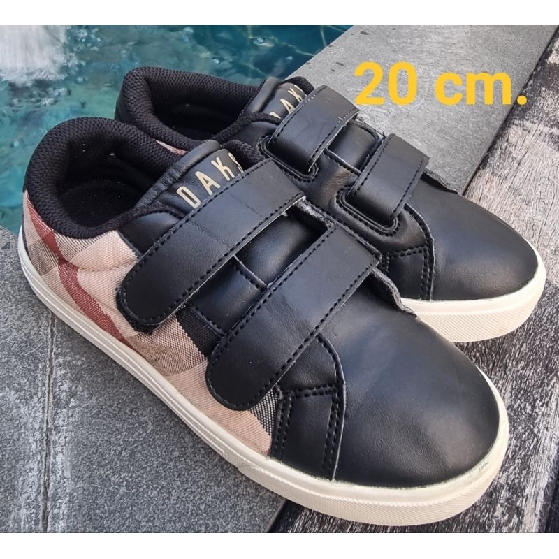 DAKS แท้ 💯 %รองเท้า มือสอง sz.20 cm.