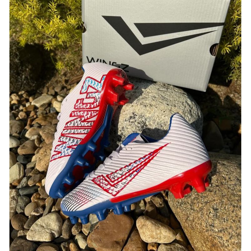 รองเท้าสตั๊ด wingz wz1010 สีขาวแดง ไซส์ 33-45