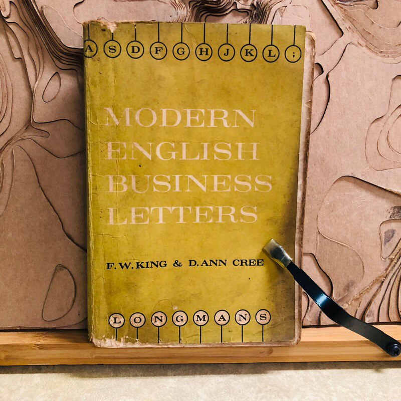 ธ018 MODERN  ENGLISH  BUSINESS  LETTERS