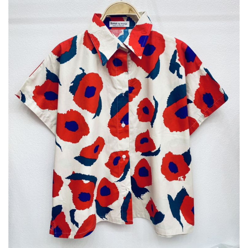 เสื้อเชิ้ตแขนสั้นผ้าคอตตอนญี่ปุ่น(BN3) 100% กระดุมหน้าแขนในตัวชายตรง ผ่าข้างบอกเลยน่ารักสุดๆ