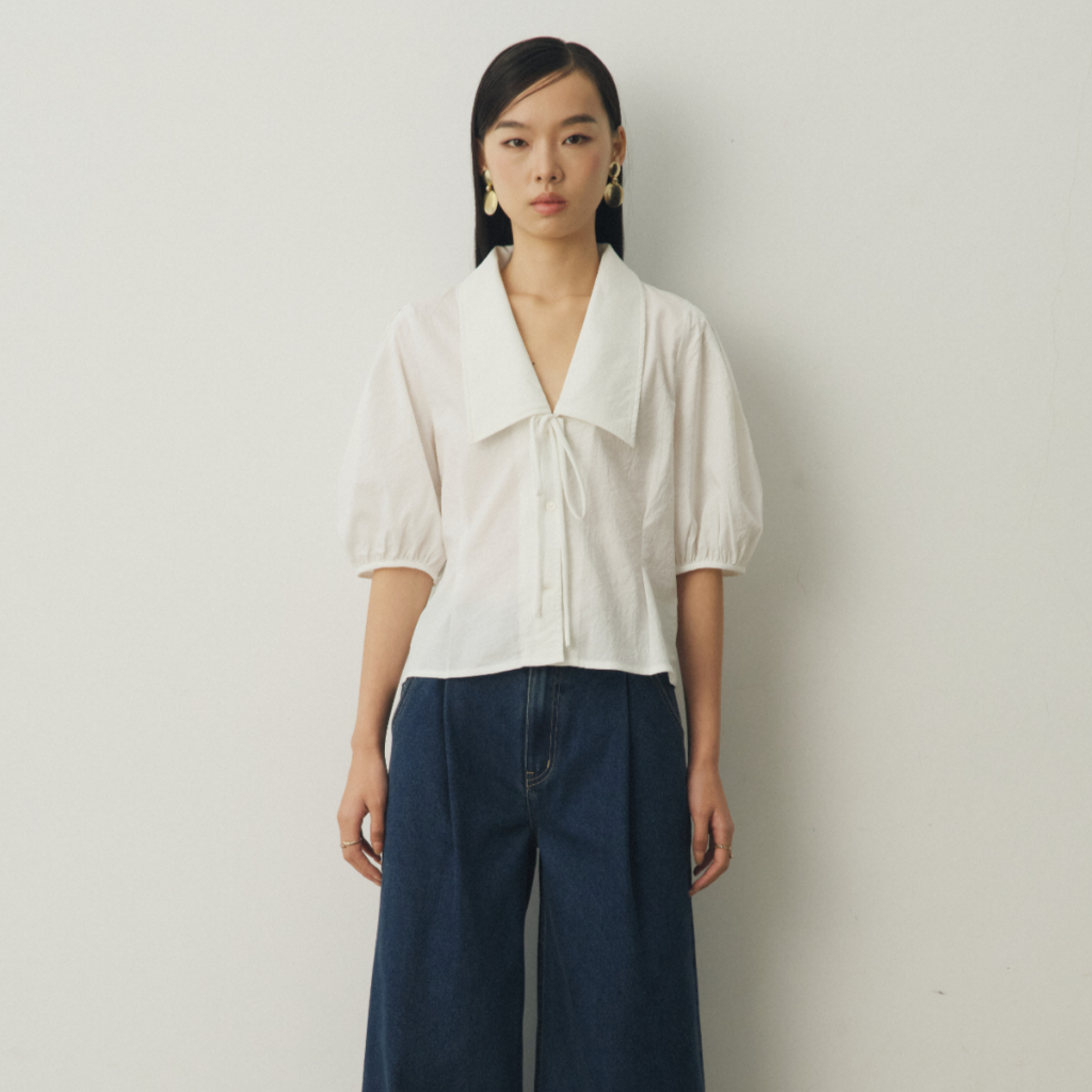 SHE KNOWS - Iris Blouse เสื้อเบลาส์ แขนสั้น XS-XL