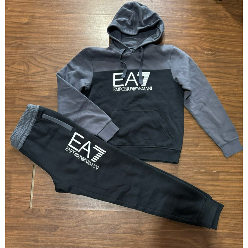 ชุด เสื้อ+กางเกง EA7 EMPOIO ARMANI
