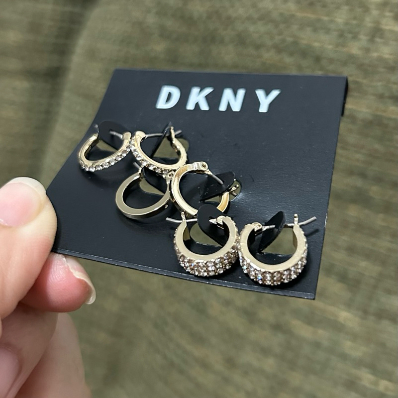 ต่างหูแบรนด์ DKNY แท้