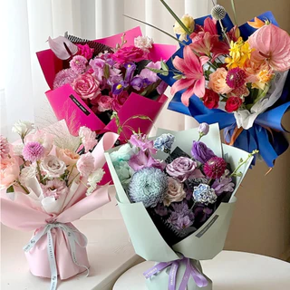 กระดาษห่อช่อดอกไม้ แพ็คละ 20แผ่น สีเดียว และ สองสี วัสดุกันน้ำ สไตล์เกาหลี กระดาษจัดช่อดอก การห่อช่อดอกไม้ 56x56 ซม.