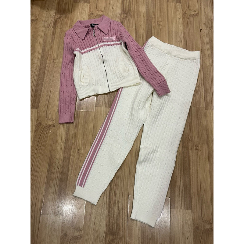 งาน highend Miumiu ชุดเซ็ทเสื้อ กางเกงขายาว