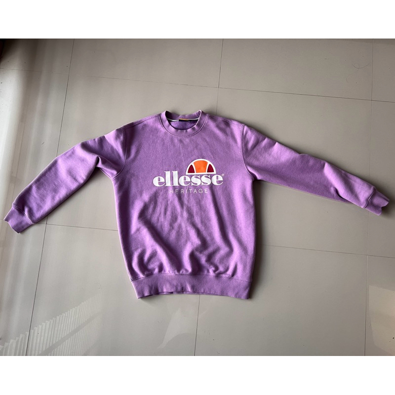 ส่งต่อเสื้อหนาว ellesse สีม่วง