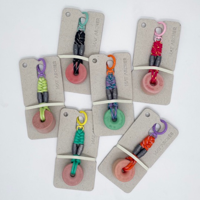 พวงกุญแจรีไซเคิล จากทุ่นตลับทิ้งแล้ว