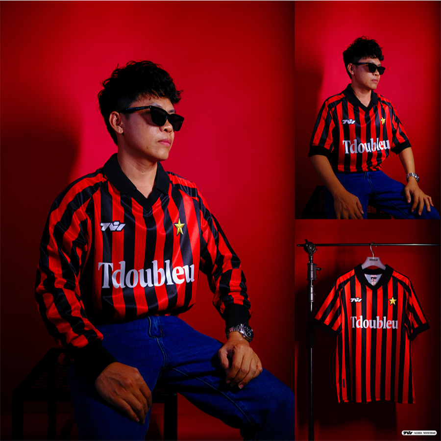 เสื้อฟุตบอลวินเทจ คอปก ครบรอบ 9 ปี TWSPORT 9 Years สีแดง-ดำ