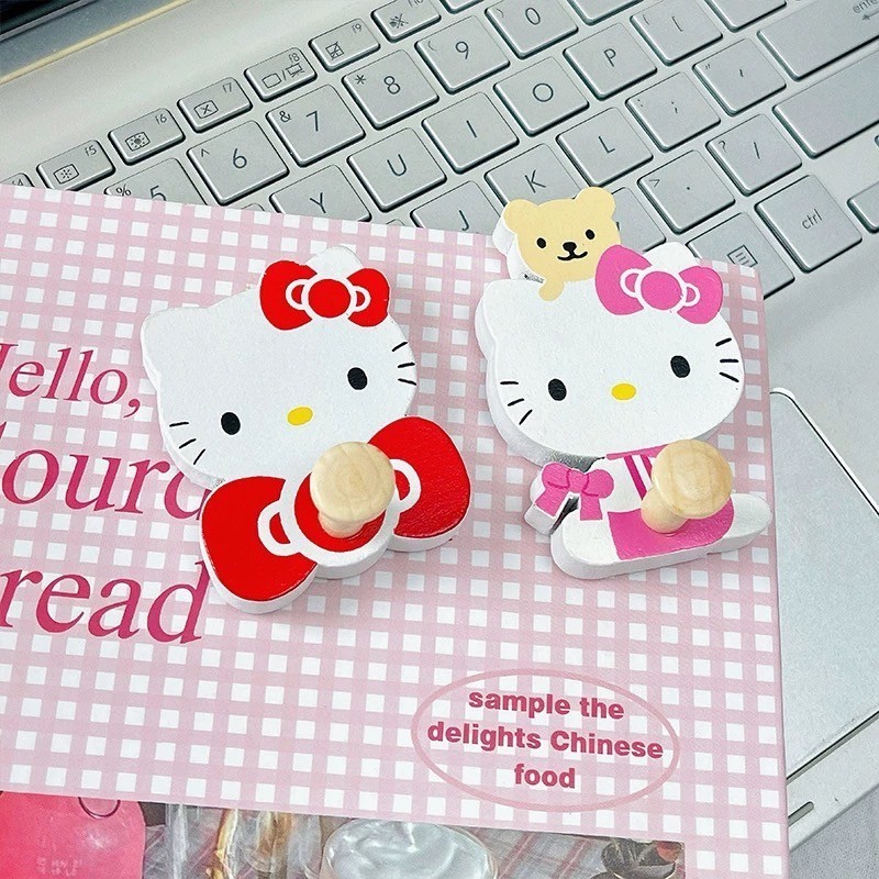 พร้อมส่ง ตะขอแขวนฮัลโหลคิตตี้ ไม่ต้องเจาะ ที่แขวนของ ตะขอติดผนังรูปแมวน่ารัก Hello Kitty hanger damage 32017