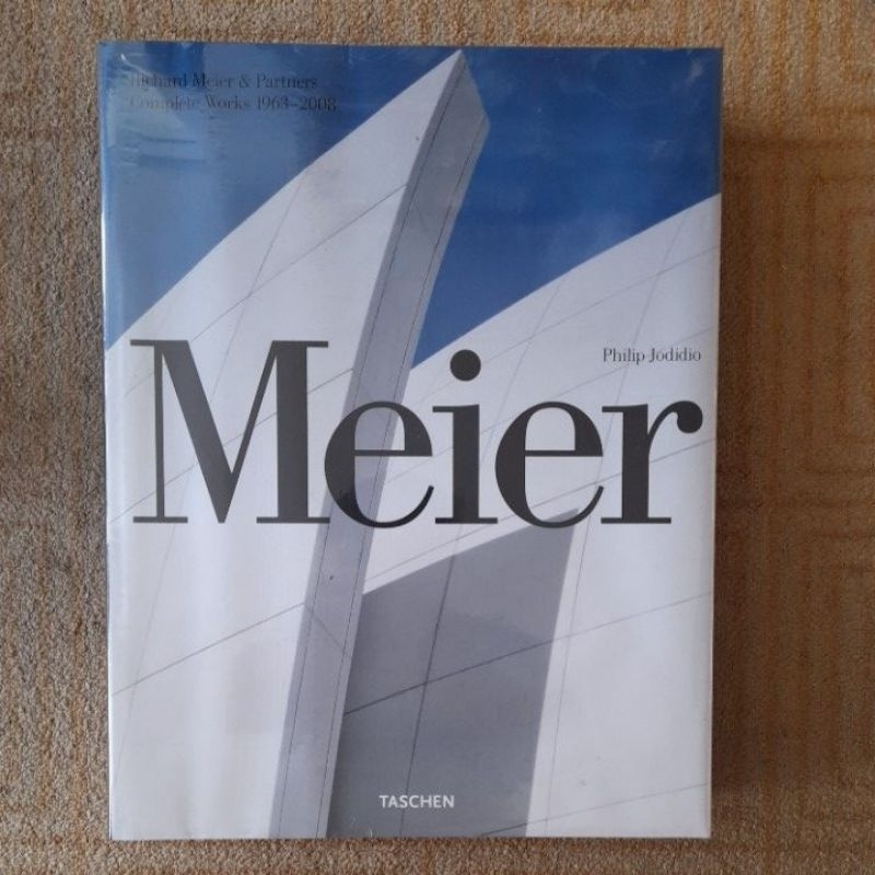 Meier by Philip Jodidio(Richard Meier & Partners Complete Works 1963-2008)
