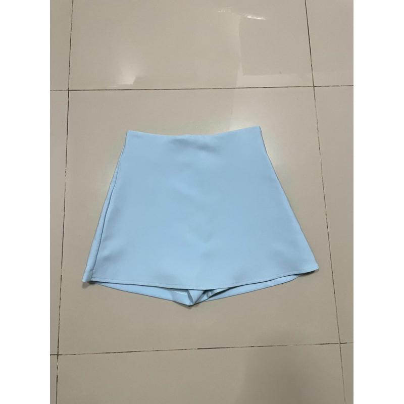 กระโปรงกางเกง จาก kinny.store 🔥🔥