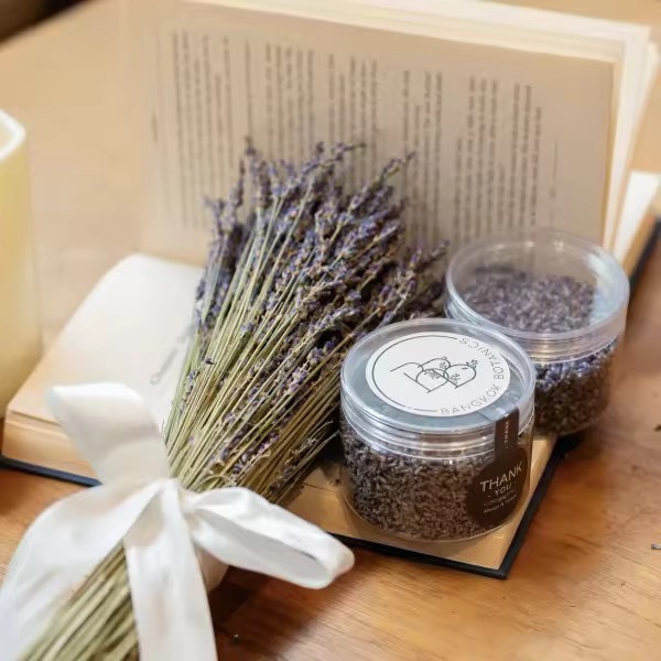 Bangkok Botanics - ลาเวนเดอร์อบแห้ง Dried Lavender หอมๆ นำเข้าจากประเทศฝรั่งเศส กลิ่นหอมยาวนาน 1 ปี