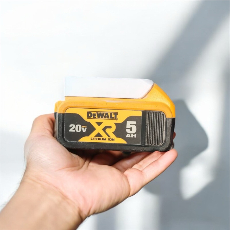 ขายึดแบต Dewalt 18-20v ติดผนัง
