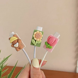 พร้อมส่ง ที่ถนอมปลั๊กสายชาร์จ ลายการ์ตูนน่ารัก(แบบสุ่มลาย)for iP/type-C ปกป้องสายชาร์จได้เป็นอย่างดี
