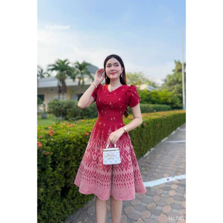 KS745 ชุดเดรสผ้าทอลาย คอวี แต่งจีบอก แขนกลีบบัว กระโปรง8ชิ้น อัดกาวทั้งชุด ใส่แล้วพลางหุ่นสวยมากๆค่า (S-3XL)
