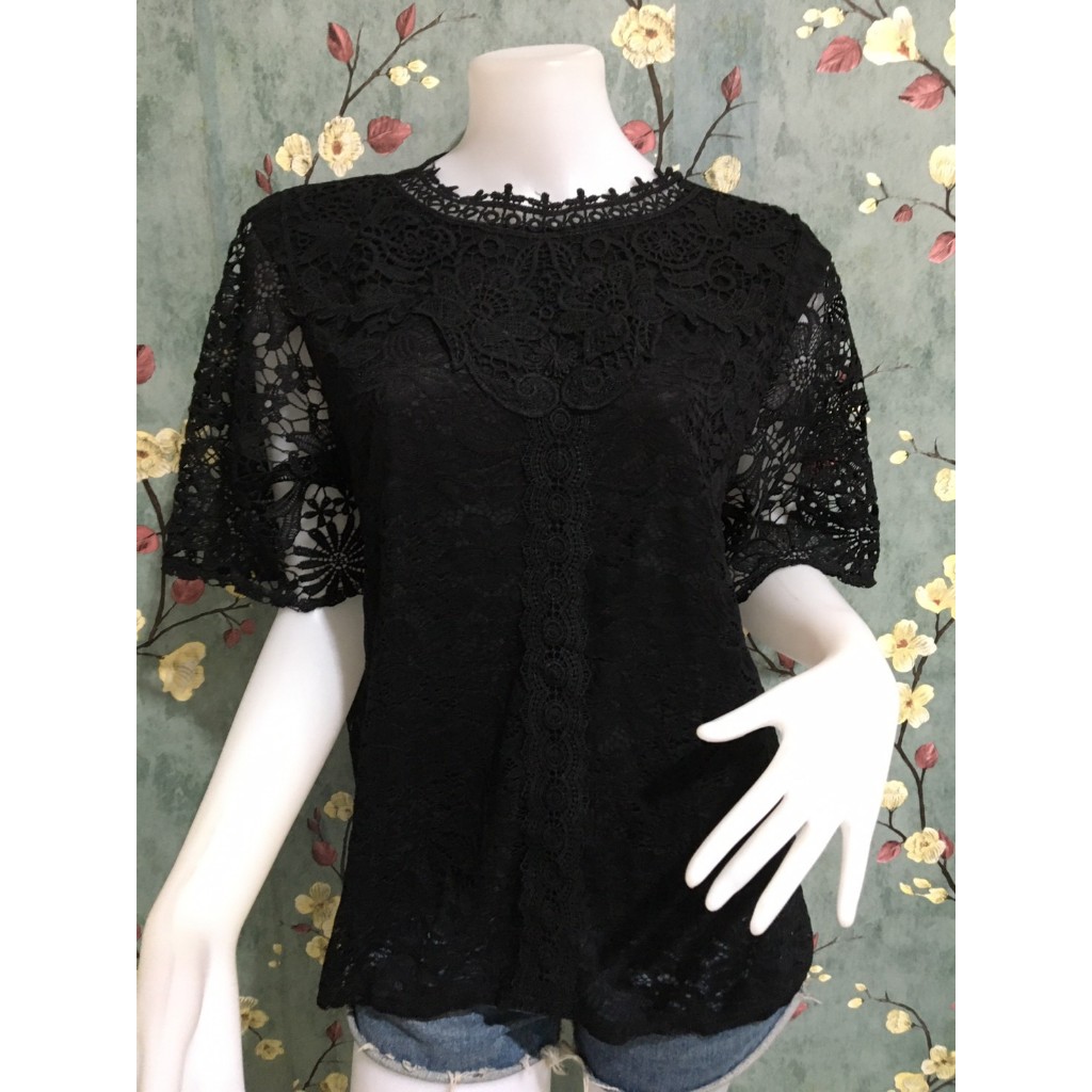 เสื้อลูกไม้แขนบาน แขนสามส่วน ผู้หญิงสาวอวบ เสื้อไปวัด นิ่ม รุ่น702